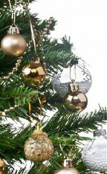 AKTIE Kerstboom topkwaliteit 150cm €79,99 - 2
