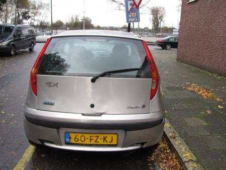 Fiat Punto 1.2 Elx compleet voor demontage sloopauto inkoop - 1