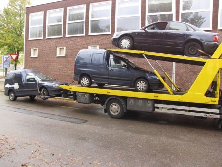 Renault compleet voor demontage sloopauto inkoop Den haag - 1