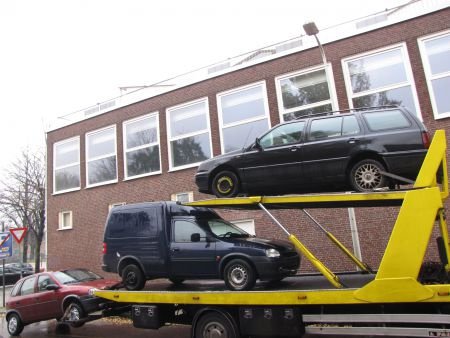 Wilt u uw sloopauto verkopen? sloopauto inkoop den haag - 1