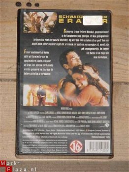 VHS-titel; ERASER met Arnold Schwarzenegger. - 2
