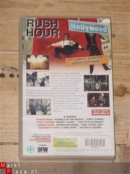 VHS-titel; RUSH HOUR met Jackie Chan & Chris Tucker. - 2