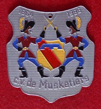 Medaille Carnavalsvereniging De Musketiers Rheden 2x11 jaar - 1