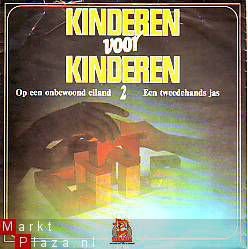 VINYLSINGLE* KINDEREN VOOR KINDEREN *OP EEN ONBEWOOND EILAND - 1