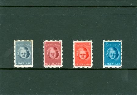 NVPH 444 en 446 t/m 448 Kinderzegels 1945 - 1