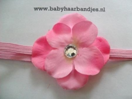 Lieve baby haarbandjes aangeboden. - 1