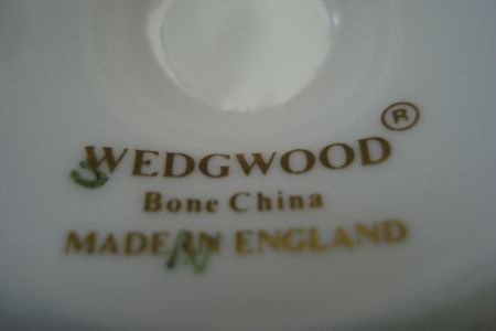 wedgwood vaasje 9 cm bone china decor met pauw - 1