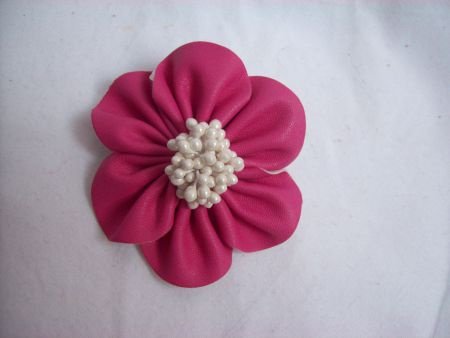 bloem corsage broche haarklem leer met speld en klem fuchia - 1