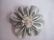 corsage zilver broche bloem leer met speld en klem - 1 - Thumbnail