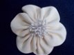 natuur witte corsage bloemcorsage leer broche speld en klem - 1 - Thumbnail