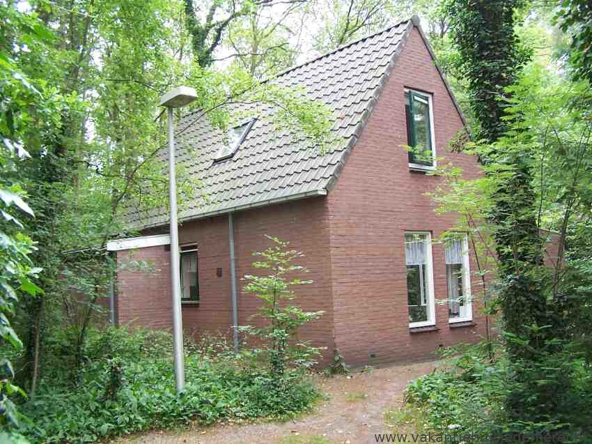 Gezellig vakantiehuisje in het bos bij het dorpje Norg - nr. 1