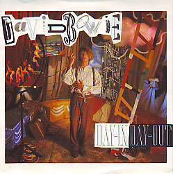 VINYLSINGLE * DAVID BOWIE * DAY IN - DAY OUT * GREAT BRITAIN - 1