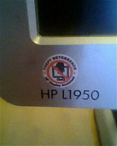 HP 19" monitor model : L1950 KANTELBAAR