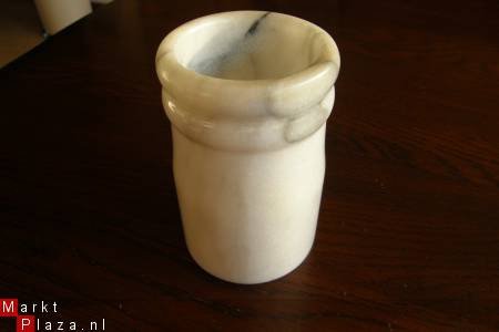 Mooi gemarmerd Onyx vaasje. - Afbeelding 2