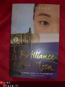Brilliance of the moon -  Lian Han(Engelstalig)