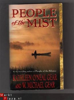 People of the mist - W.M.Gear & K.O'Neal Gear ( engelstalig) - 1
