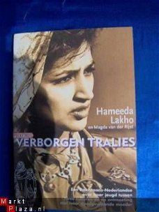 Verborgen tralies - Hameeda Lakho en M. van der Rijst