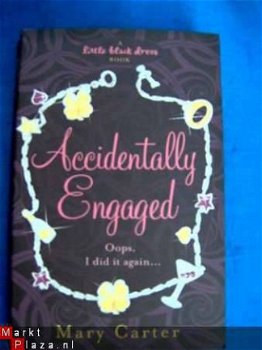 Accidentally Engaged - Mary Carter Engelstalig - 1