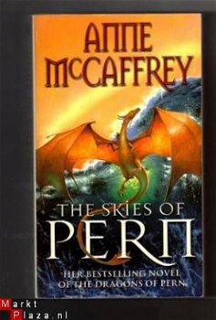 The skies of Pern - Anne McCaffrey (Engelstalig) - 1