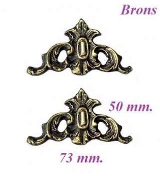 === Ornamentje = brons = oud === 22321 - 1