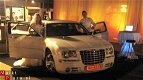 Trouwauto - Parelmoer witte Chrysler 300C - Den haag - 6 - Thumbnail