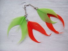 hippe veertjes oorbellen zilverplated oranje en groen veren