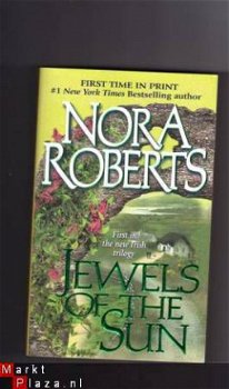Jewels of the sun - Nora Roberts (Engelstalig) - 1