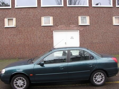 Ford Mondeo demontage auto sloopauto inkoop Den haag - 1