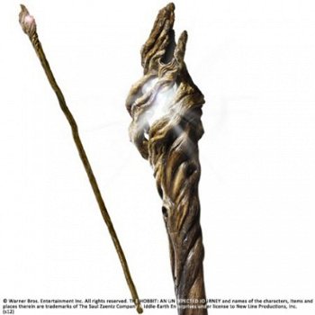 GANDALF Illuminating Staff - Noble Collection - 2