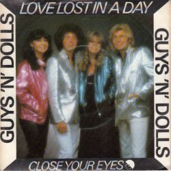 VINYLSINGLE *GUYS'N'DOLLS * LOVE LOST IN A DAY * HOLLAND - 1