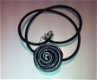 Handgemaakte zwart wit spiraal van glas en leren veter NIEUW - 1 - Thumbnail