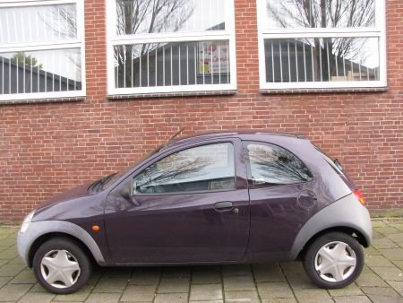 Sloopauto inkoop Den Haag Alle onderdelen Ford ka - 1