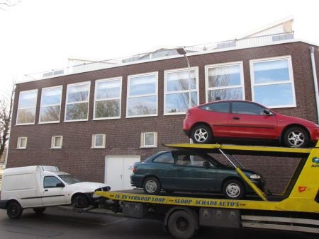 Sloopauto verkopen bel dan Sloopauto inkoop Den haag - 1