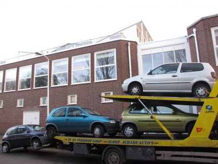 Sloopauto verkopen bel dan Sloopauto inkoop Den haag - 1