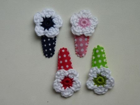 ** Setje van 4 polkadot babyhaarclips - nr. 1