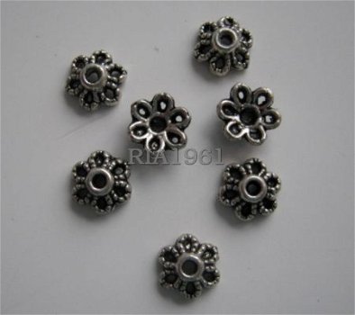 tibetaans zilver:bead caps 17 - 6 mm:10 voor 0,50 - 1