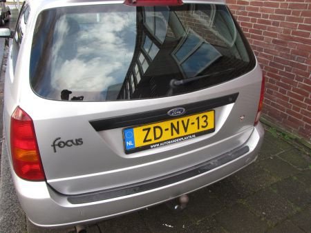 Sloopauto inkoop Den haag alle onderdelen Ford focus - 1