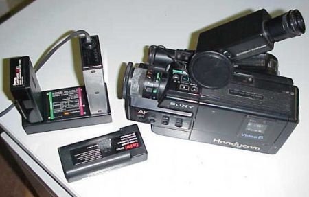 Sony Handycam video 8 CCD-V30E Nostalgisch - 1