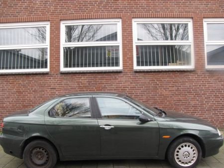 Plaatwerk Alfa Romeo 156 Sloopauto inkoop Den haag - 1