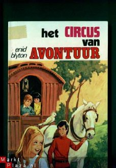 Enid Blyton Het Circus van avontuur