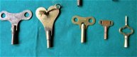 Oude, antieke en nieuwe kloksleutels no 1. - 4 - Thumbnail
