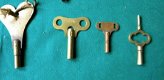 Oude, antieke en nieuwe kloksleutels no 1. - 5 - Thumbnail