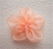 Grote organza bloem rozet ~ 5 cm ~ Zalm roze