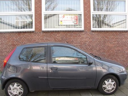 Sloopauto inkoop Den haag Alle onderdelen Fiat Punto - 1