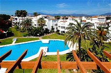 Beachside penthouse te koop Marbella Costa del Sol