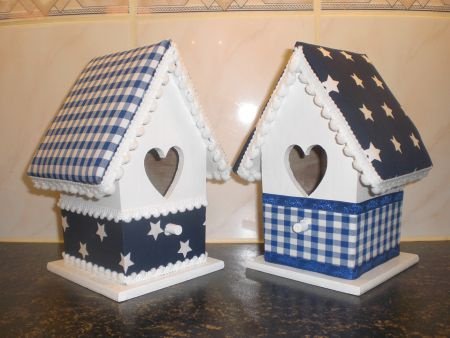 Vogelhuisje voor de babykamer in blauw-wit - 3