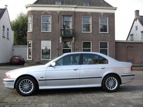 BMW 5-serie - 530d executive aut5 xenon clima - 1