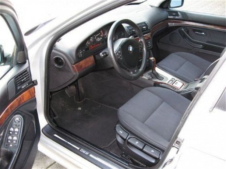 BMW 5-serie - 530d executive aut5 xenon clima - 1