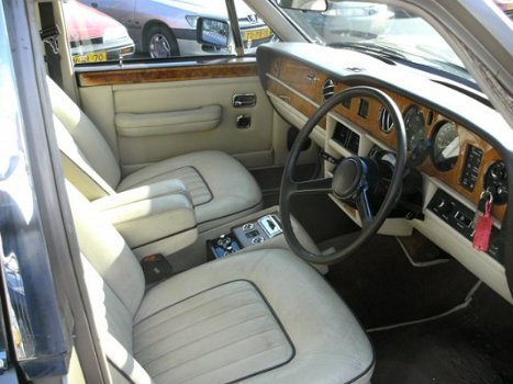 Rolls-Royce Silver Spirit - 6.8 OLDTIMER/WEGENBELASTING €120, - PER JAAR - 1