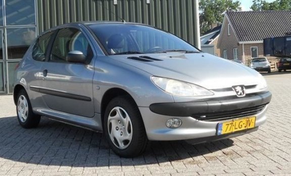 Peugeot 206 - 1.4 Gentry 2003 Airco / Ecc - 1